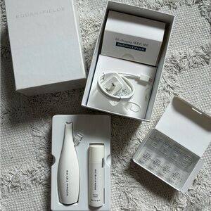 Rodan + Fields Pore Cleansing Device Kit